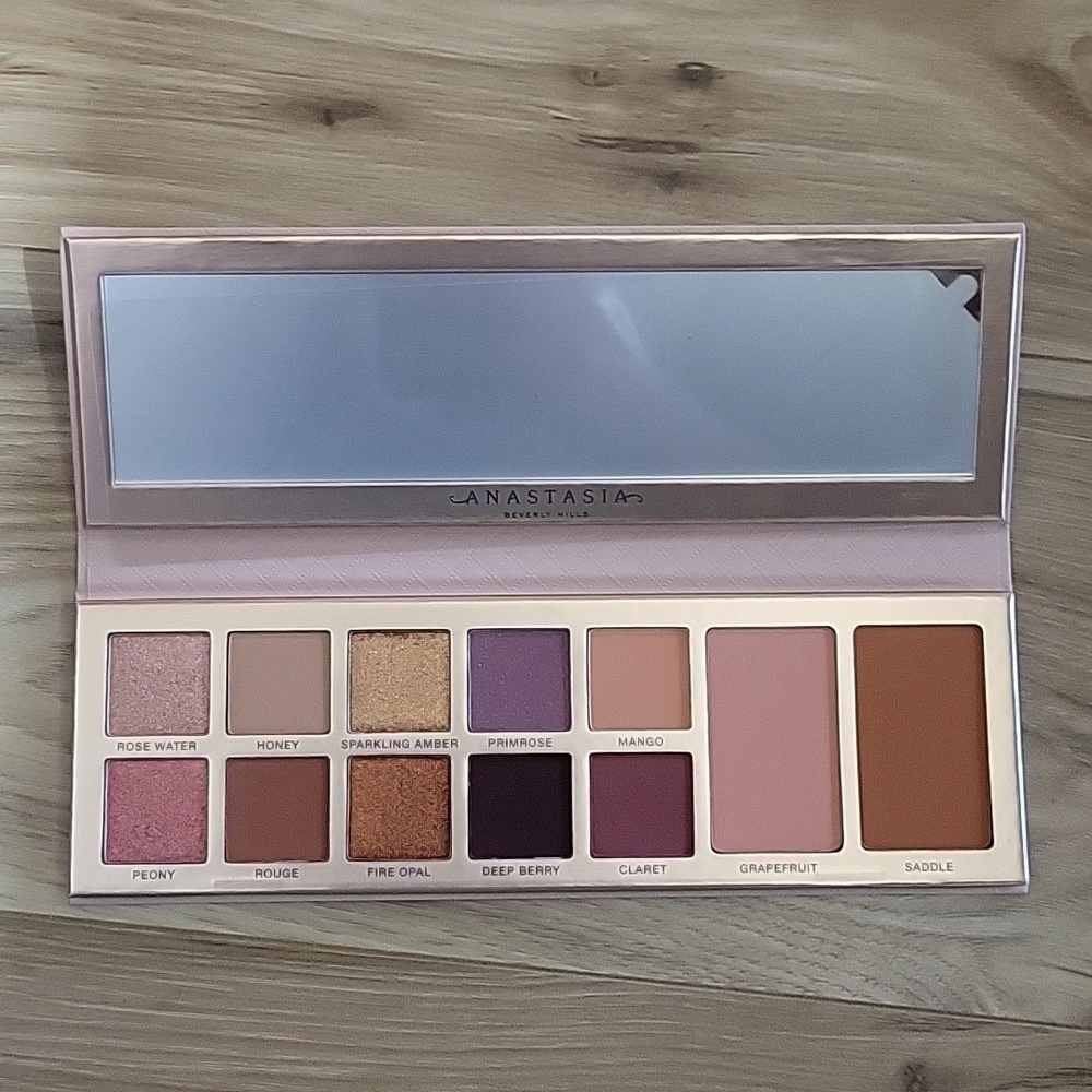 Anastasia Beverly Hills PRIMROSE Pallete for Face & Eyes